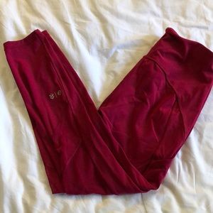 Lululemon red running pants